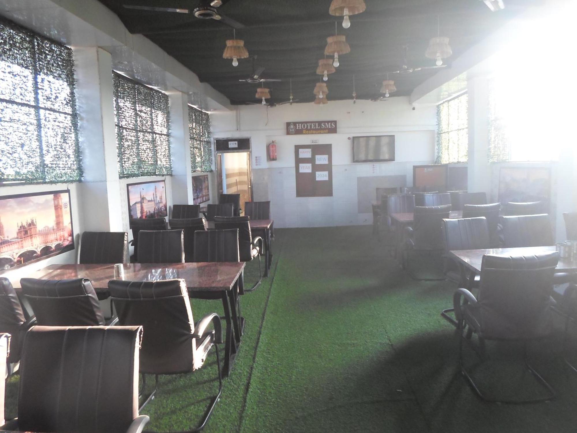 Hotel Sms Ajmer Esterno foto