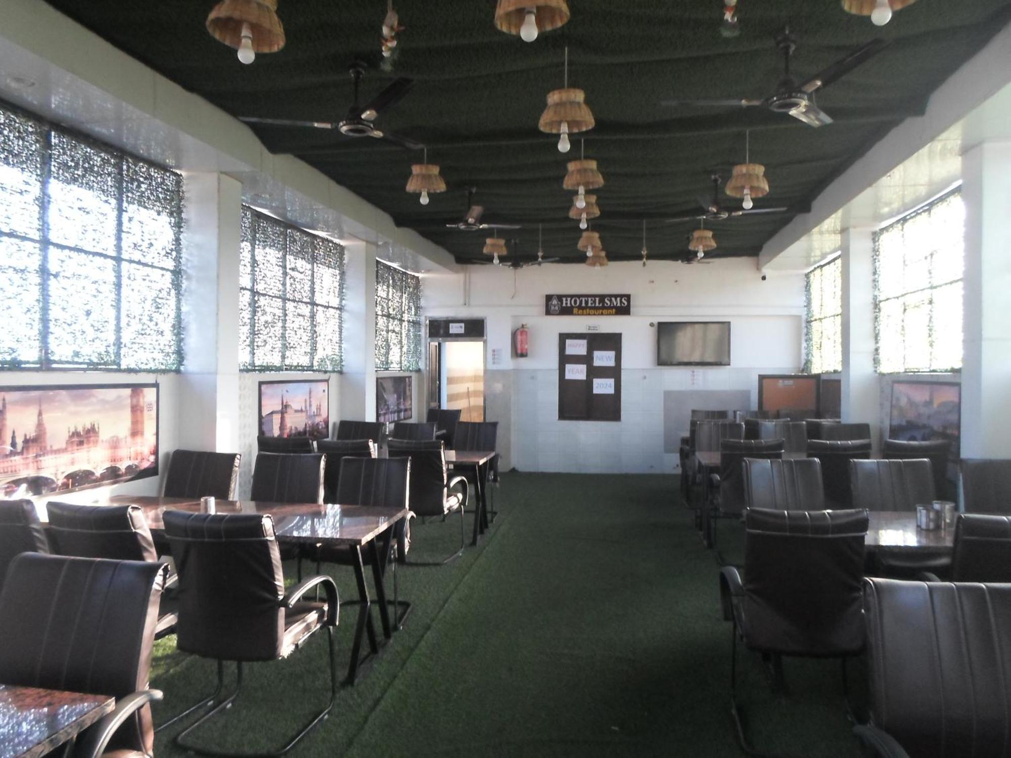 Hotel Sms Ajmer Esterno foto
